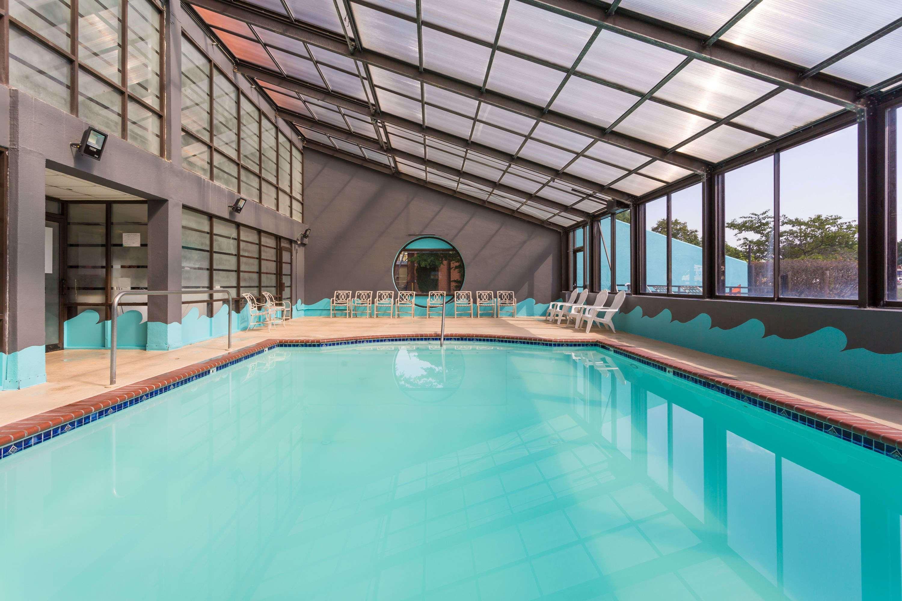 Howard Johnson By Wyndham Williamsburg Norge Exterior foto